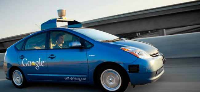 voiture autonome qui se conduit toute seule voiture autonome qui se conduit toute seule